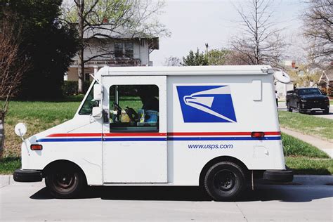 Former USPS worker charged with stealing over $1.6 million in checks from mail